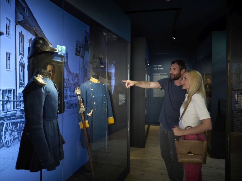 Ausstellung historische Kleidung