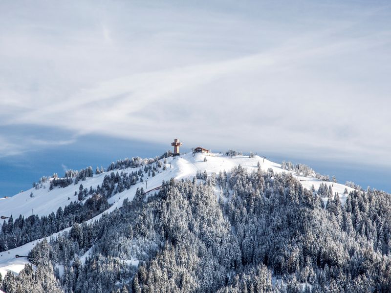 Jakobskreuz auf der Buchensteinwand im Winter